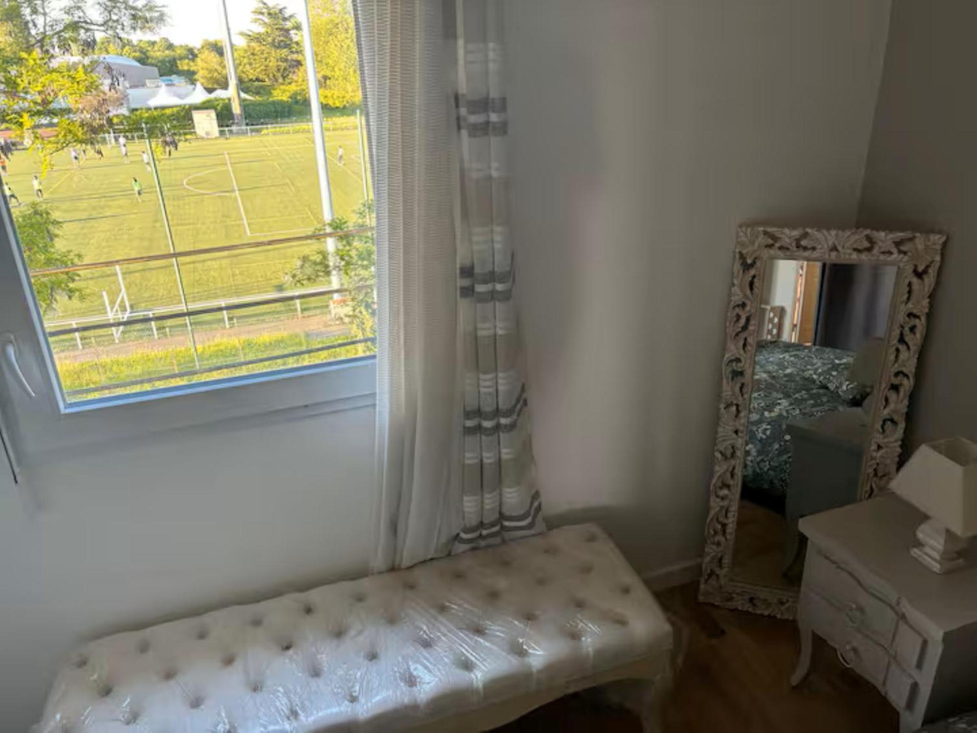 אטיס - מונס A 10 Mins D'Aeroport D'Orly Logement Lumineux Chaleureux מראה חיצוני תמונה